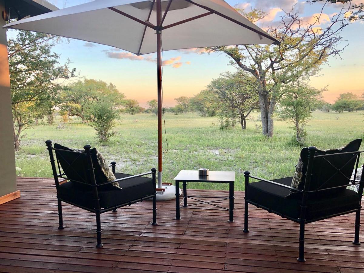 Etosha Oberland Lodge Okaukuejo Buitenkant foto