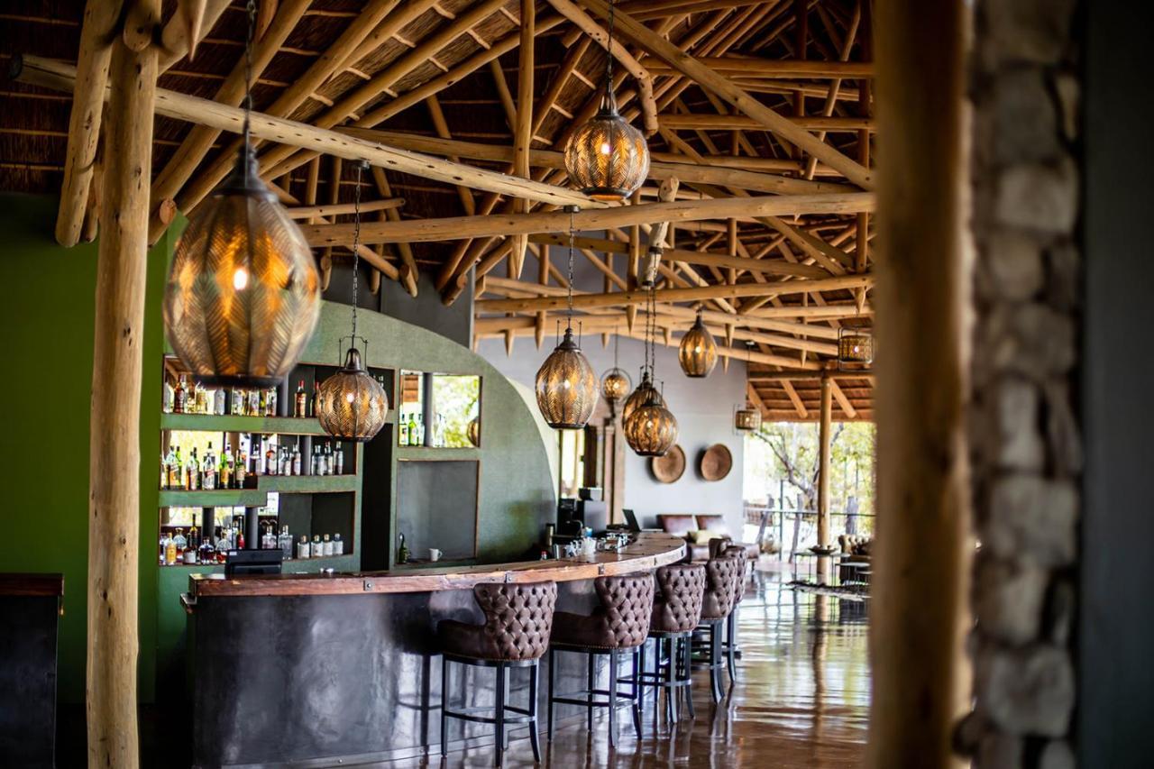 Etosha Oberland Lodge Okaukuejo Buitenkant foto